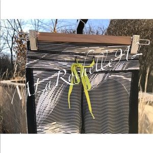 THE UPSIDE Valley Palms leggings